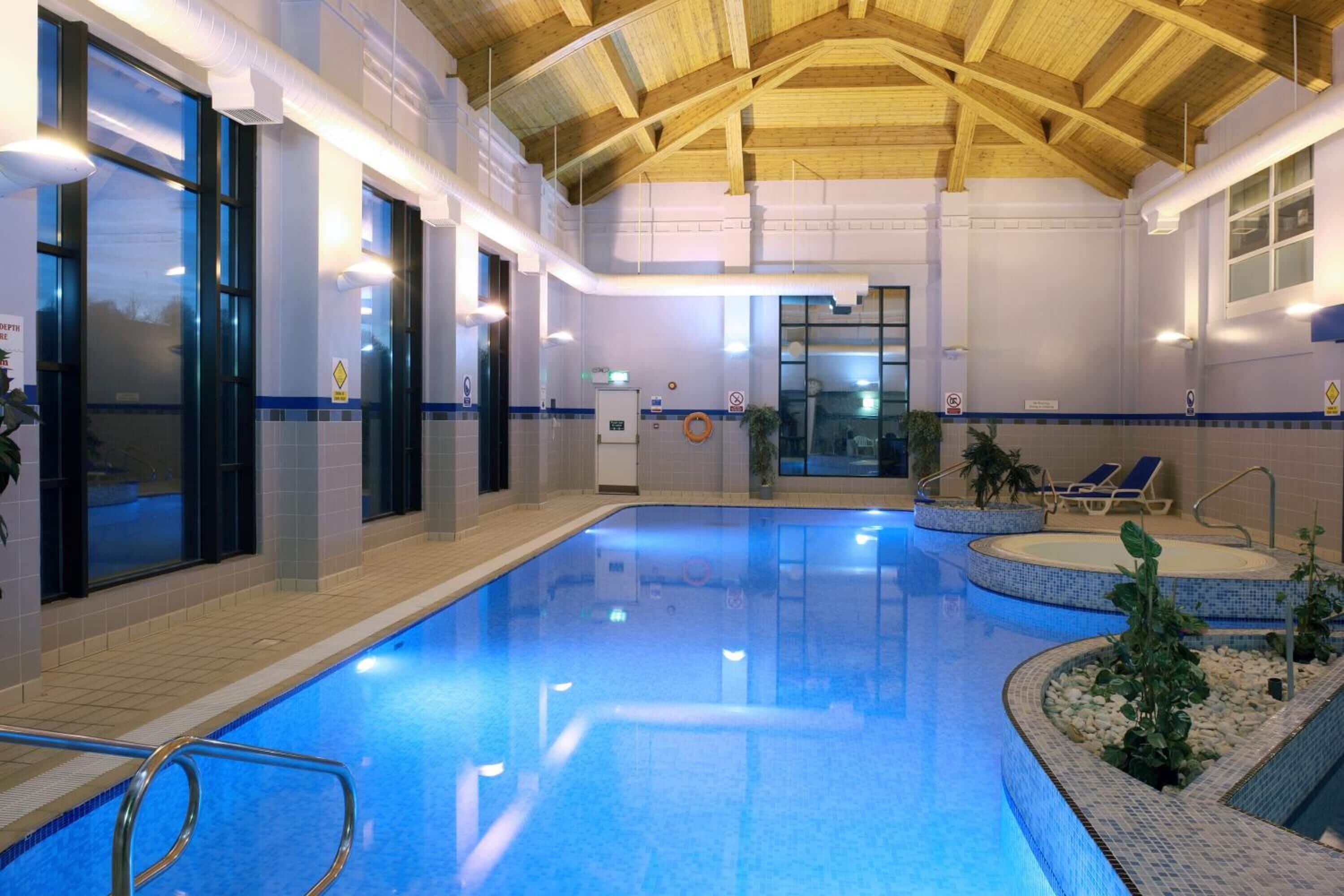 indoor pool, pool loungers