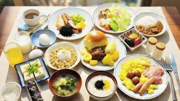 Tägliches Frühstücksbuffet gegen Gebühr