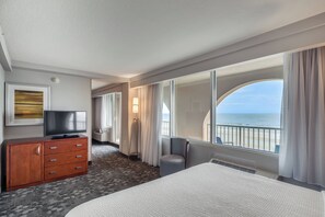 Executive Suite, 1 Bedroom, Oceanfront | Premium bedding, in-room safe, desk, laptop workspace