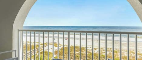 Room, 2 Queen Beds, Balcony, Oceanfront (Balcony)