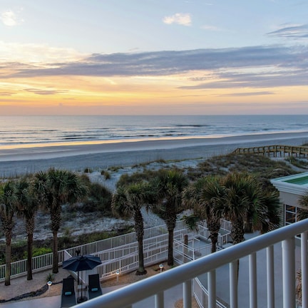 Beach/ocean view