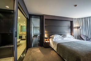 Penthouse, Kitchenette, River View | View from room - Porto Palácio Hotel by The Editory (Porto)