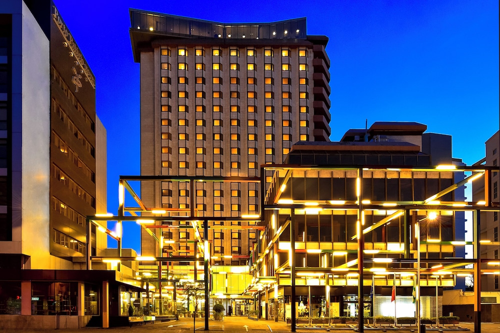 Porto Palácio Hotel by The Editory