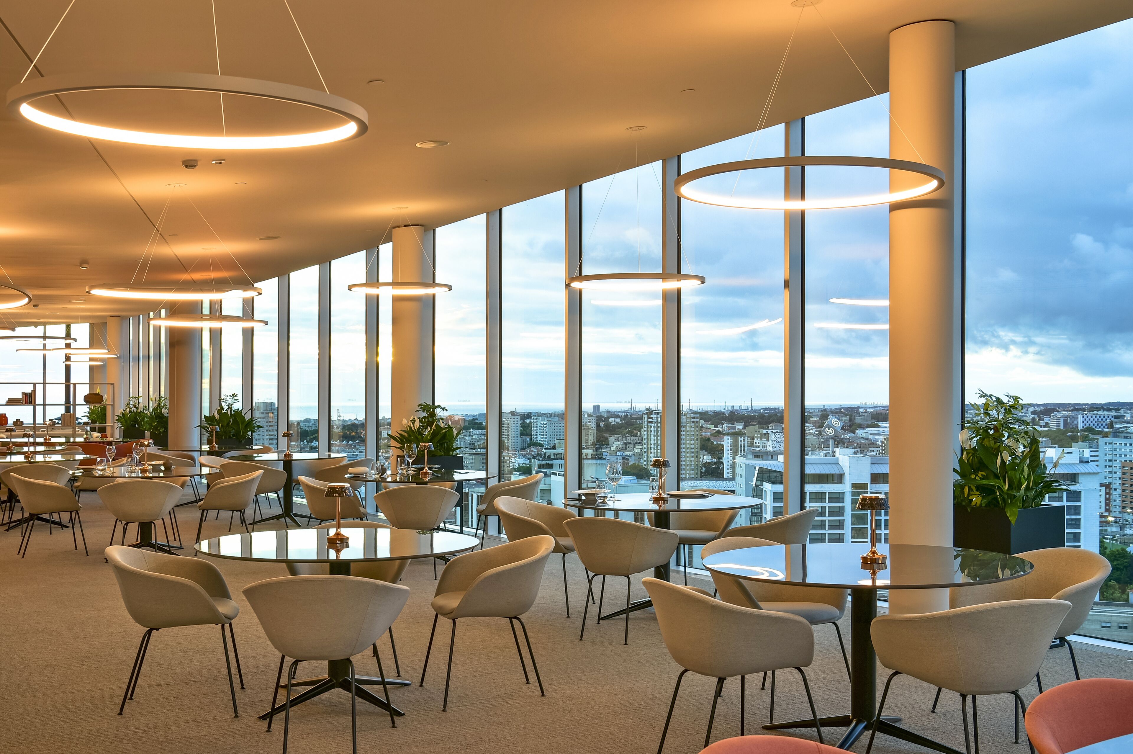 breakfast, lunch and dinner served