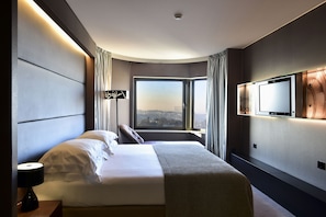 Penthouse, Kitchenette, River View