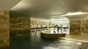 Salas para tratamentos a dois, sauna seca, fontes termais/minerais
