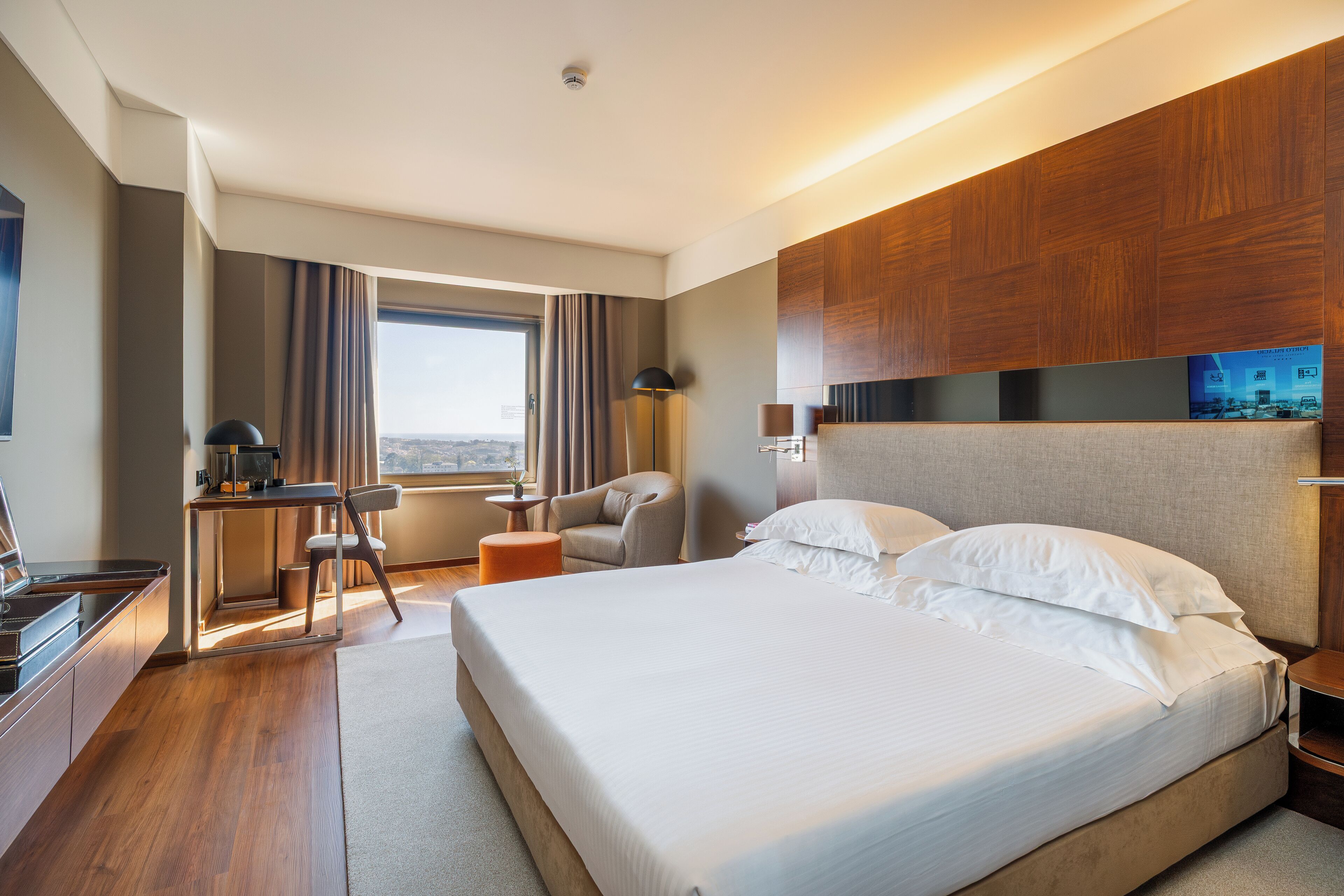 Chambre Double Supérieure, dans la tour