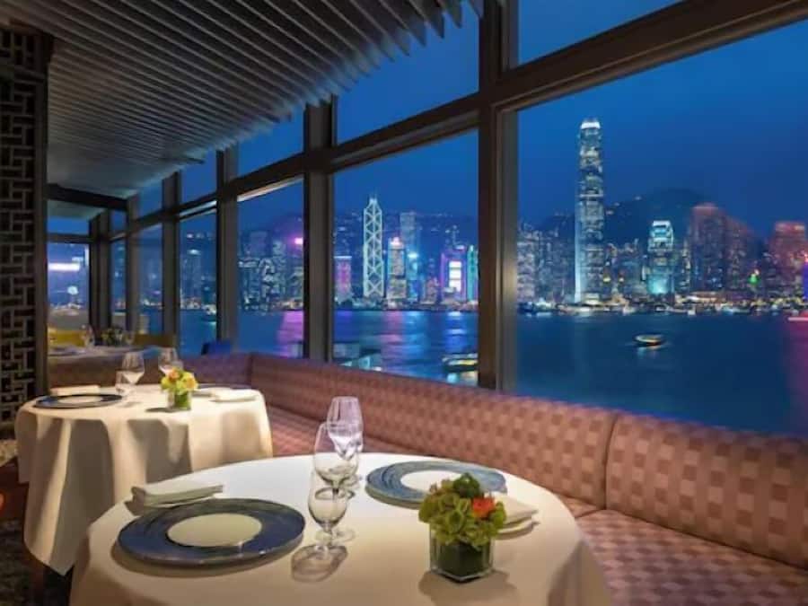 3 restaurants, international cuisine