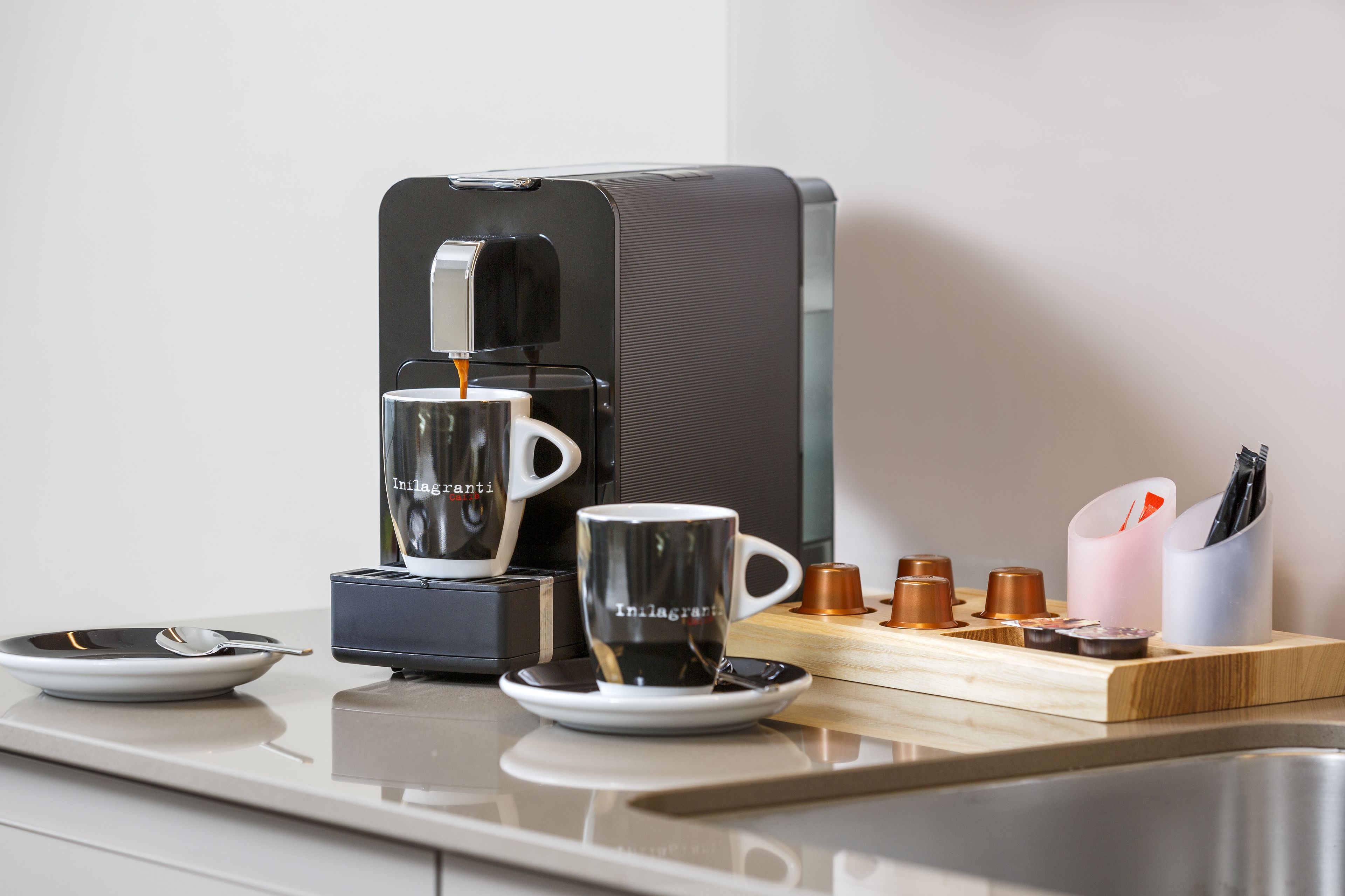 premium bedding, in-room safe, desk, laptop workspace