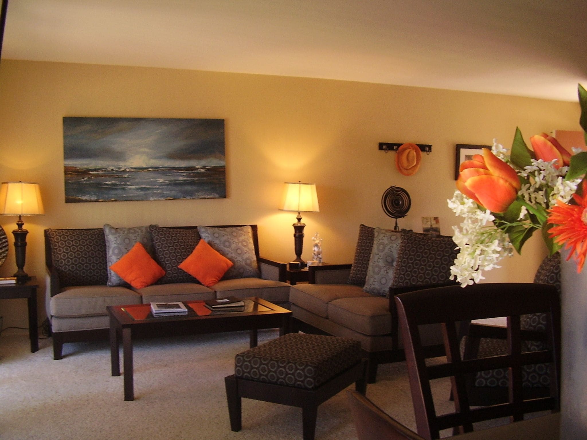 villa, 2 bedrooms, kitchen | living room | 40-inch flat-screen tv with cable channels, tv, dvd player