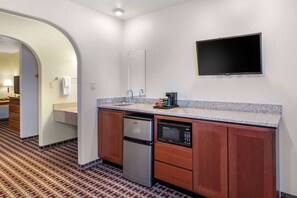 Down comforters, pillowtop beds, desk, blackout drapes