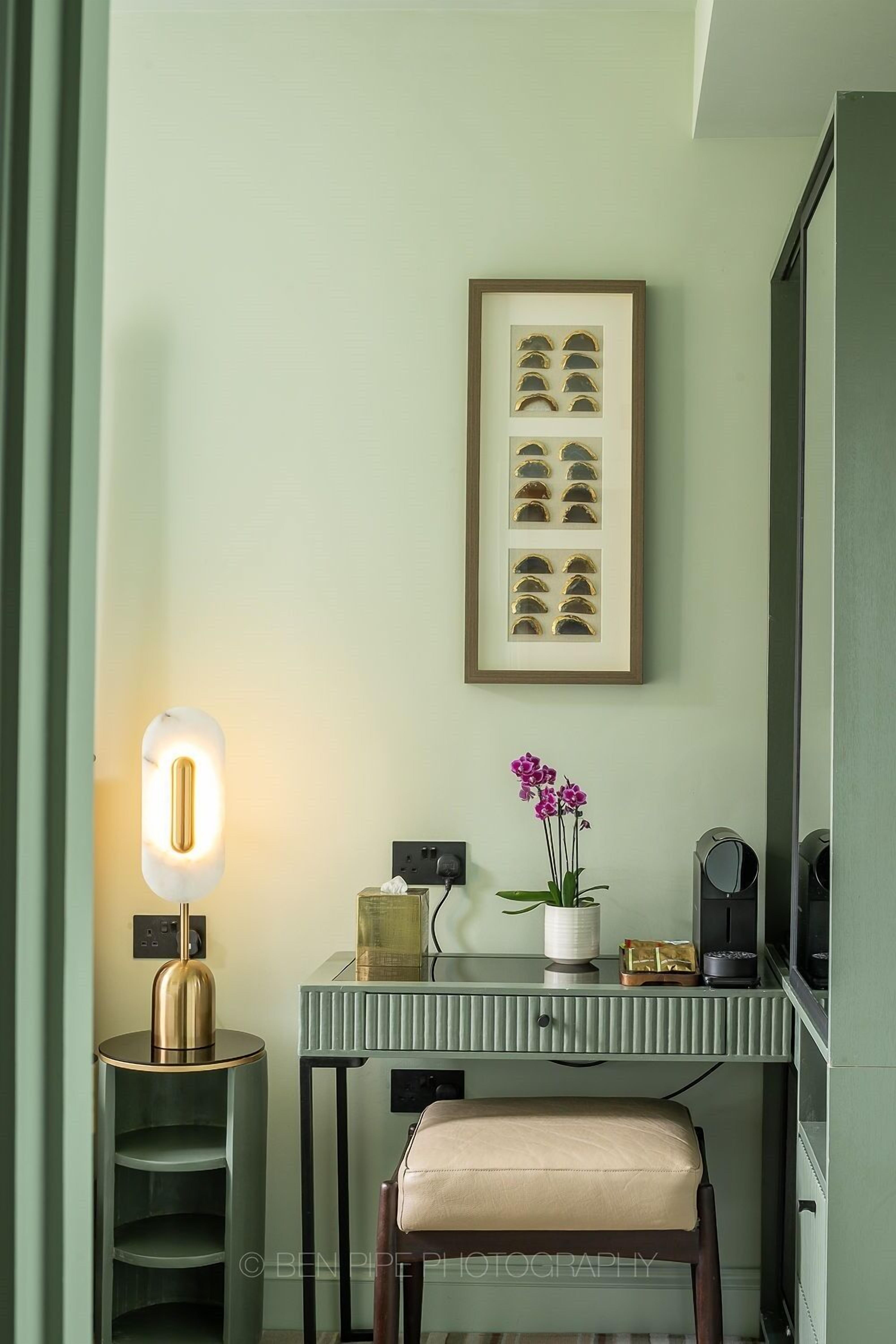 Photo - Ellen Kensington