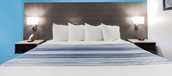 AmericInn by Wyndham Quincy