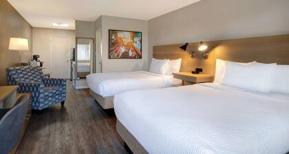 Days Inn by Wyndham Victoria Uptown