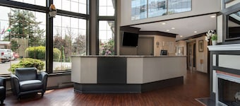 Days Inn by Wyndham Victoria Uptown