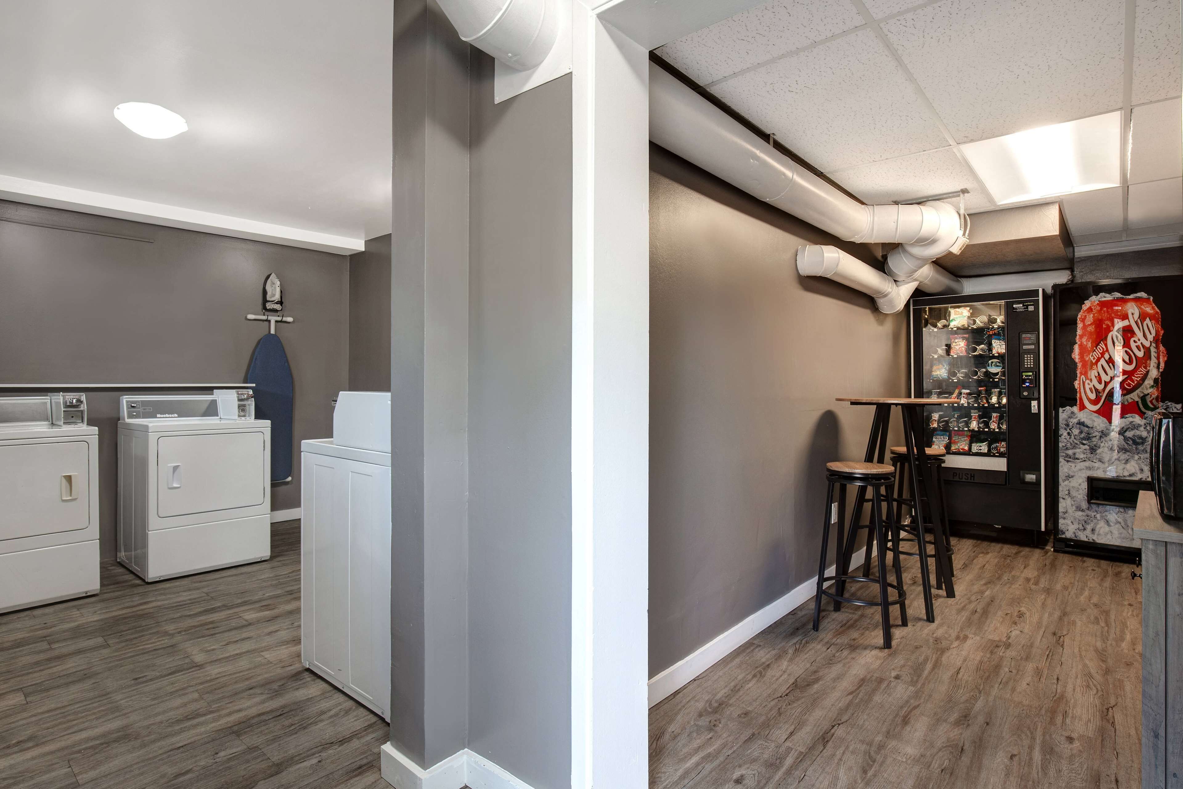 Foto - Days Inn by Wyndham Victoria Uptown