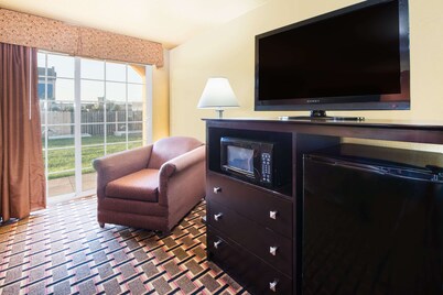 Days Inn by Wyndham Joplin