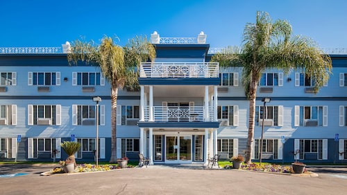 Best Western Colonial Inn