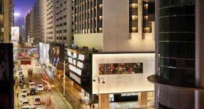 Prince, Marco Polo Hotel