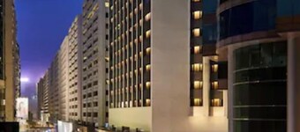 Prince, Marco Polo Hotel