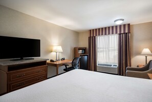 Standard Room, 1 King Bed, Non Smoking, Refrigerator & Microwave | Iron/ironing board, free WiFi, bed sheets