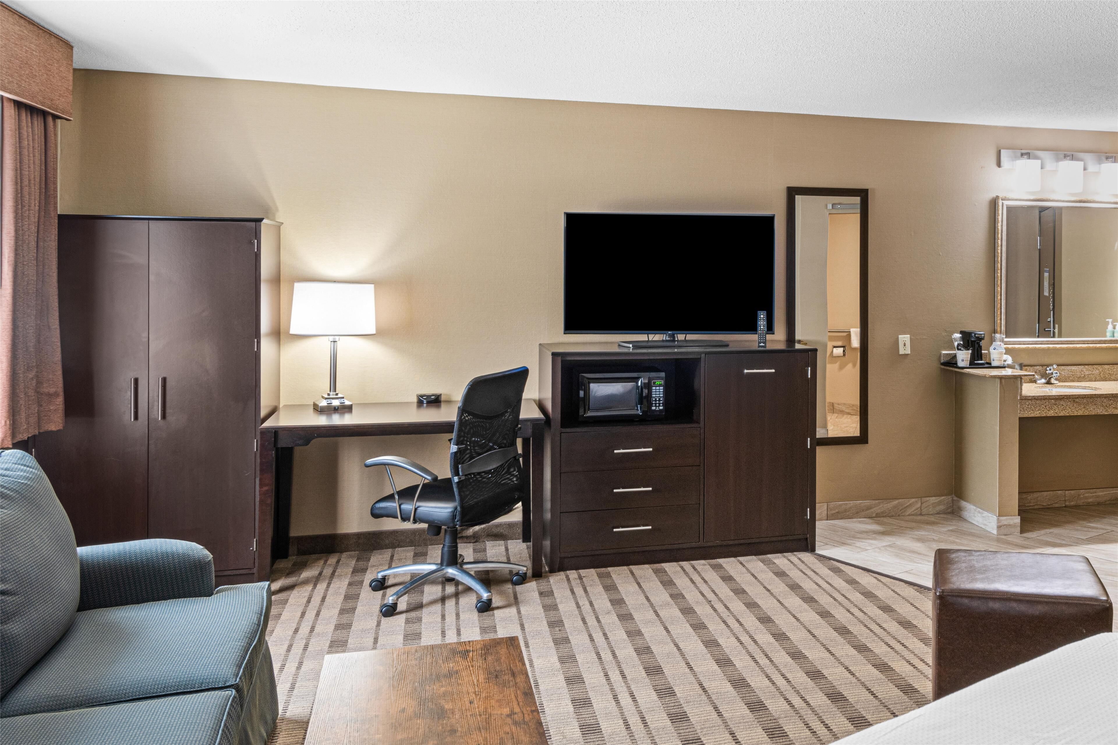 suite, 1 king bed, accessible, refrigerator & microwave (with sofabed) | in-room safe, desk, blackout curtains, iron/ironing board