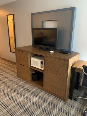 Television - AmericInn by Wyndham Marshfield (Marshfield)