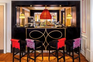 Bar (in der Unterkunft)