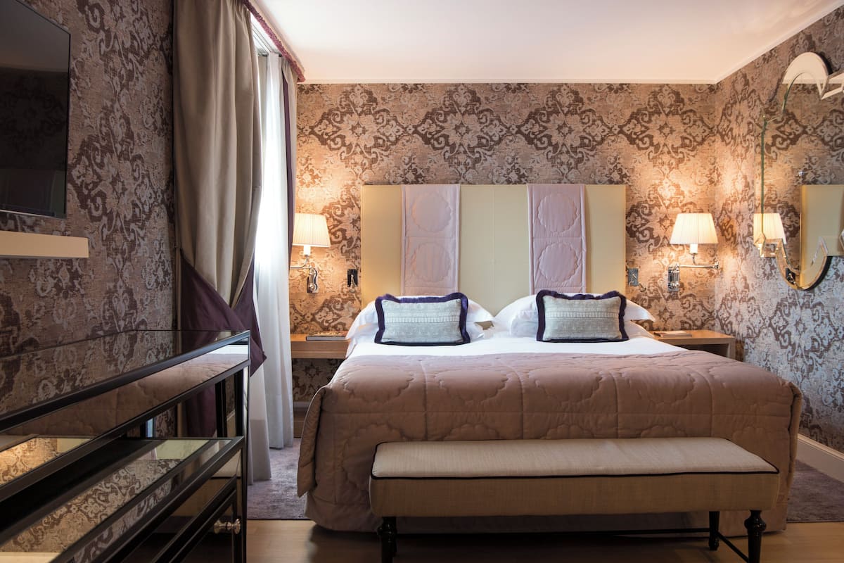 Biancheria da letto di alta qualità, minibar, una cassaforte in camera