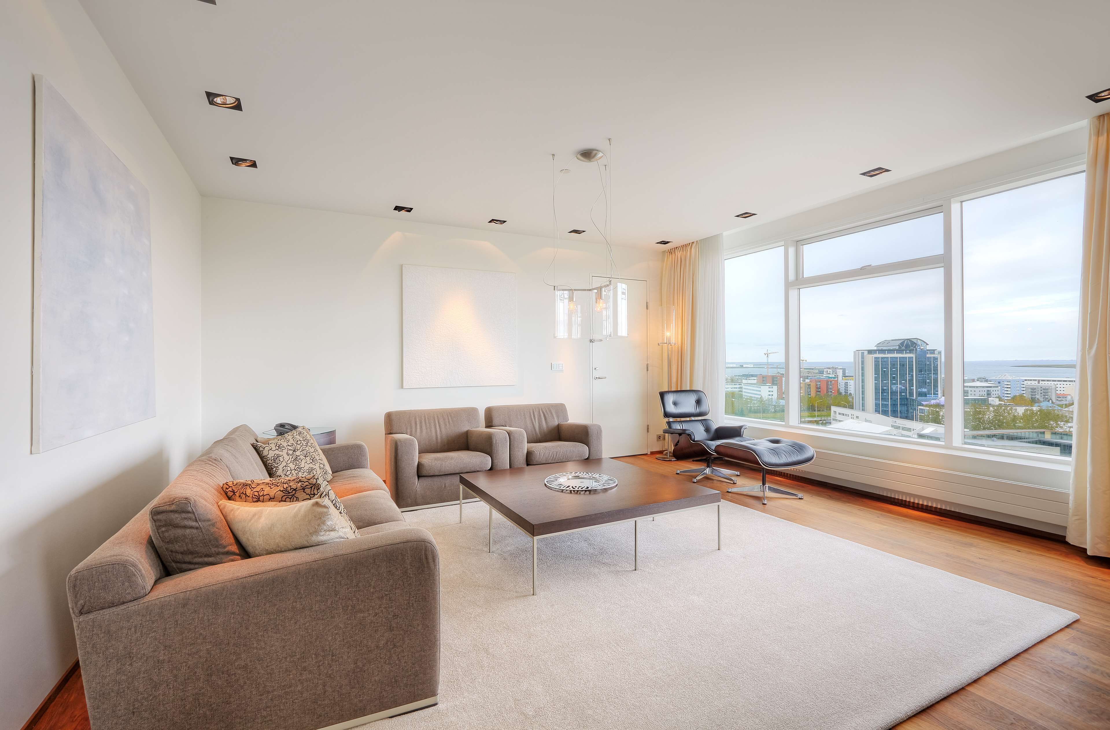 presidential suite | living area | tv