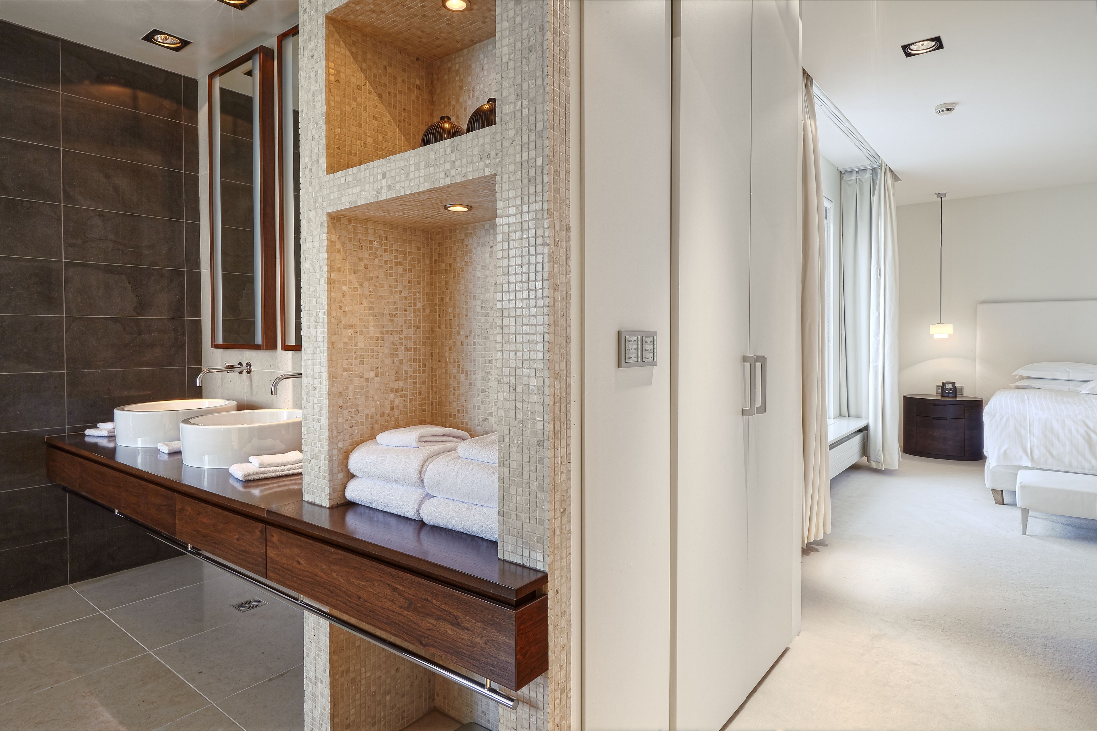 presidential suite | 1 bedroom, hypo-allergenic bedding, down duvets, in-room safe