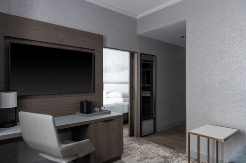 Courtyard by Marriott Chicago at Medical District/UIC