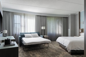 Suite, 1 Bedroom | Egyptian cotton sheets, premium bedding, pillow-top beds, in-room safe