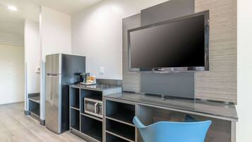 Caja de seguridad en la habitación y escritorio