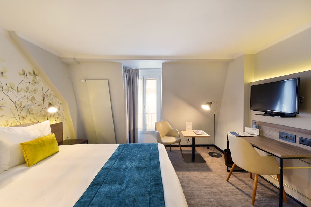 Premium bedding, minibar, in-room safe, desk