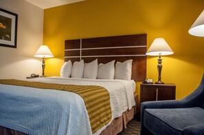 Standardzimmer, 1 King-Bett, Nichtraucher, Kühlschrank | Zimmersafe, Bügeleisen/Bügelbrett, kostenloses WLAN, Bettwäsche