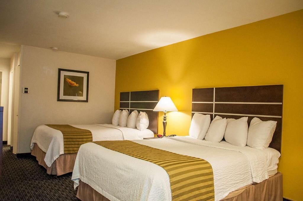 In-room safe, iron/ironing board, free WiFi, bed sheets