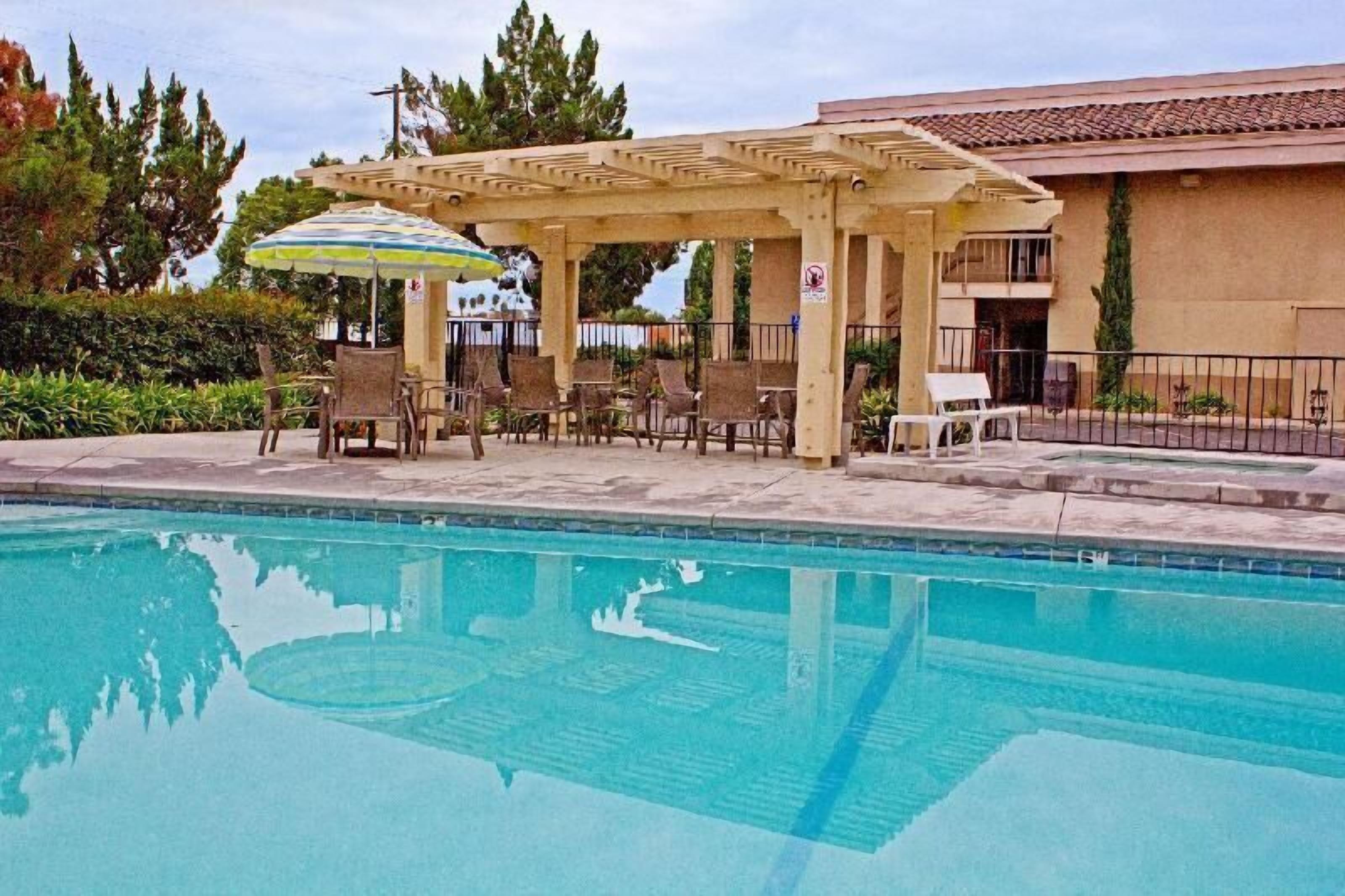 Pool | Outdoor pool, pool umbrellas, sun loungers