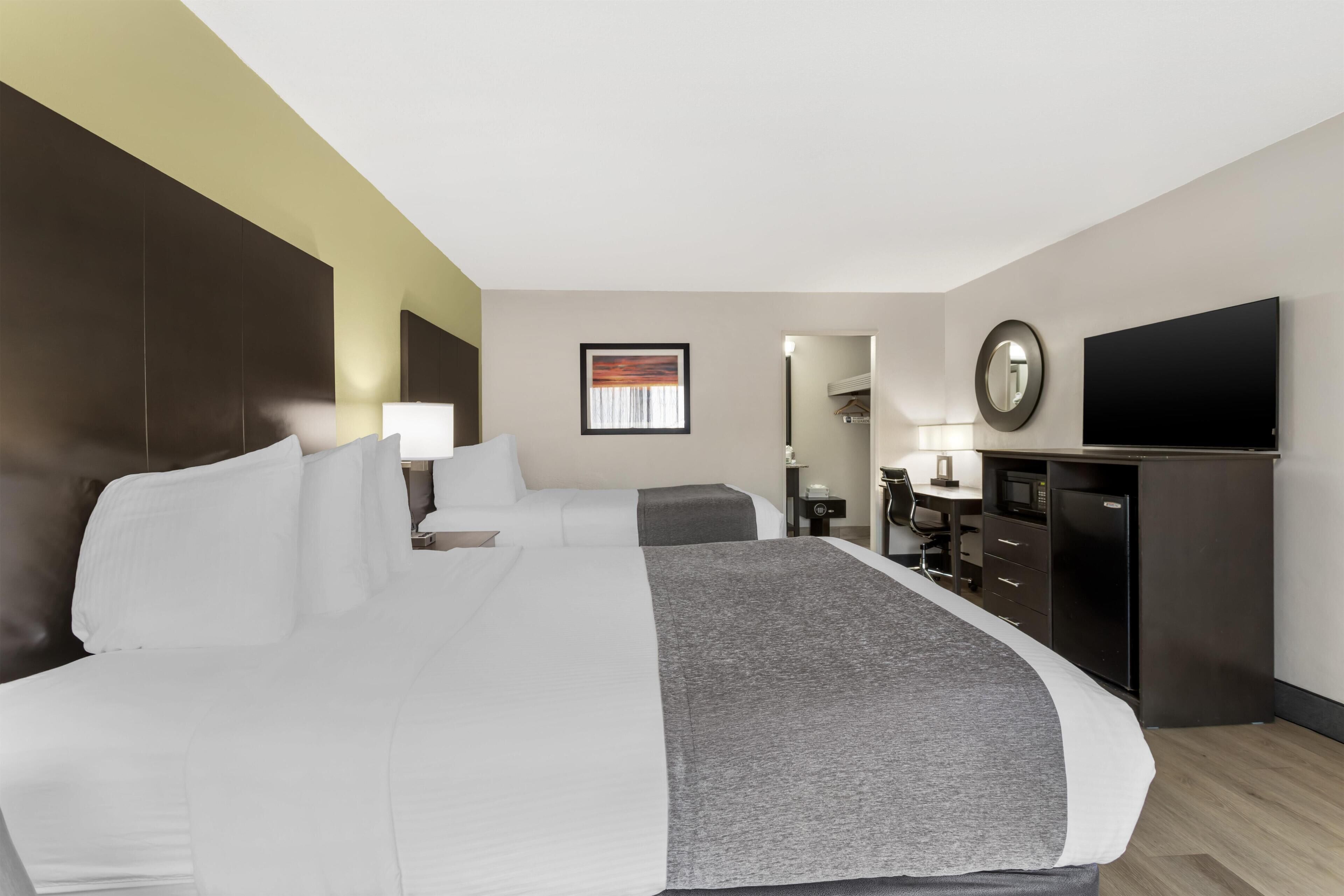 In-room safe, desk, laptop workspace, soundproofing