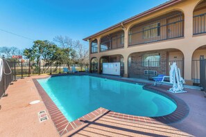 Seasonal outdoor pool