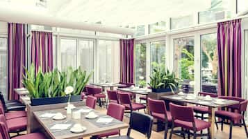 Frühstück, Mittagessen und Abendessen