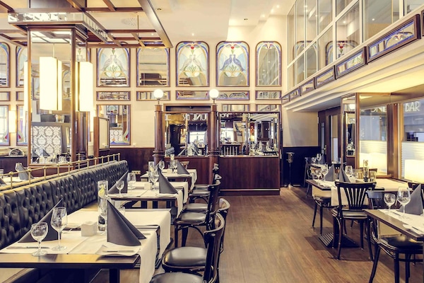 Frühstück, Mittagessen, Abendessen, lokale Küche, Speisen im Freien