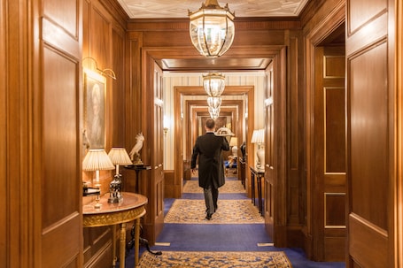 Building design. The Lanesborough, Oetker Hotels
