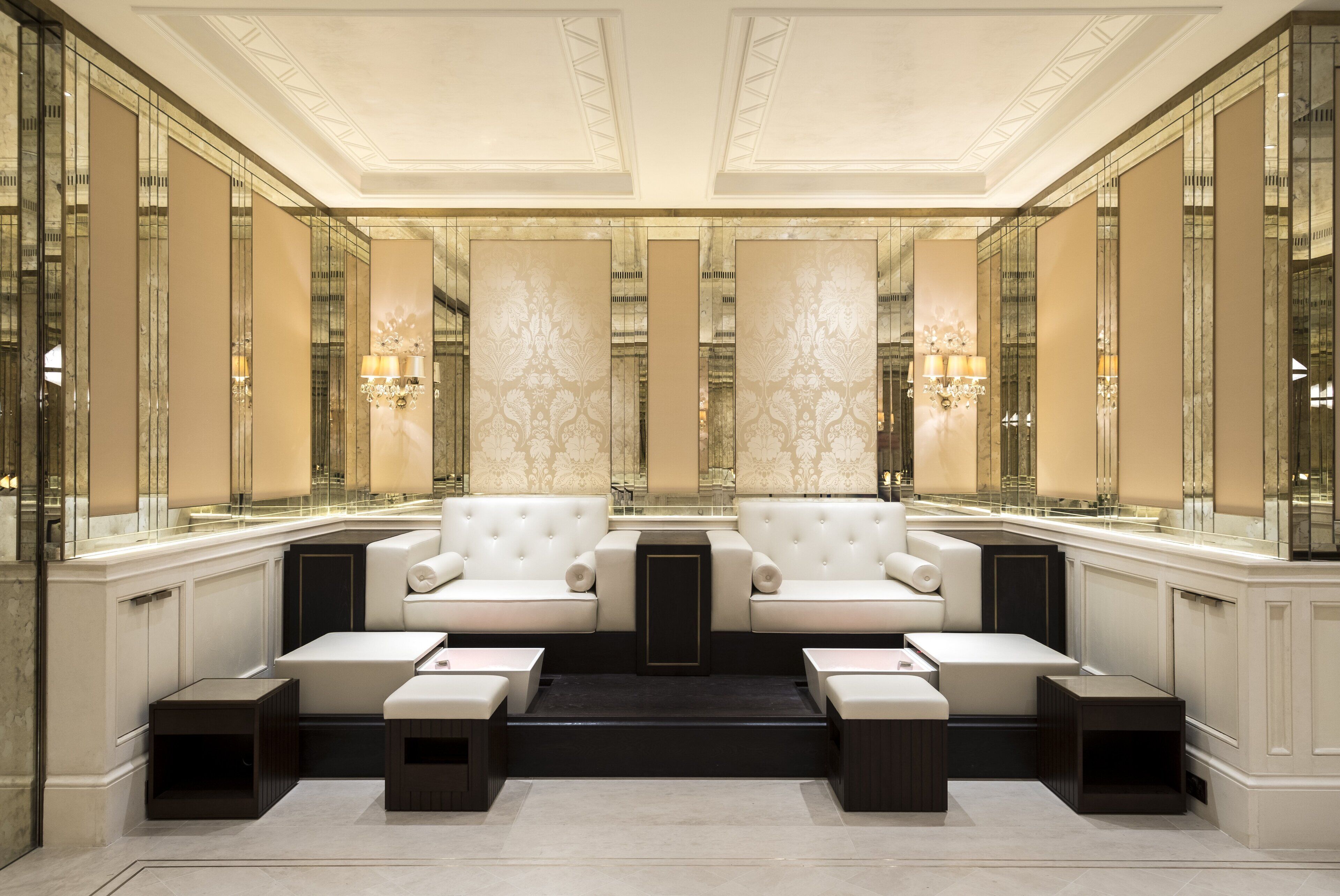 couples treatment room(s), sauna, hot tub, steam room, body treatments