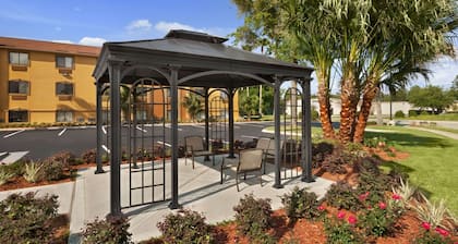 Days Inn by Wyndham Orange Park/Jacksonville