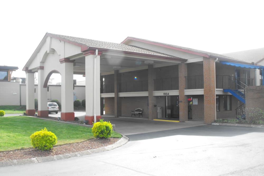 Americas Best Value Inn & Suites Murfreesboro