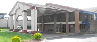 Americas Best Value Inn & Suites Murfreesboro