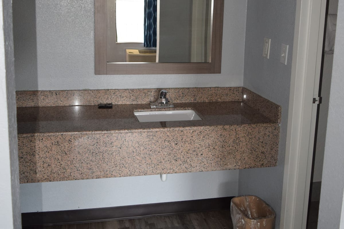 Desk, blackout drapes, iron/ironing board, free WiFi