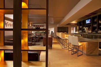 Dining at Eldorado Hotel & Spa