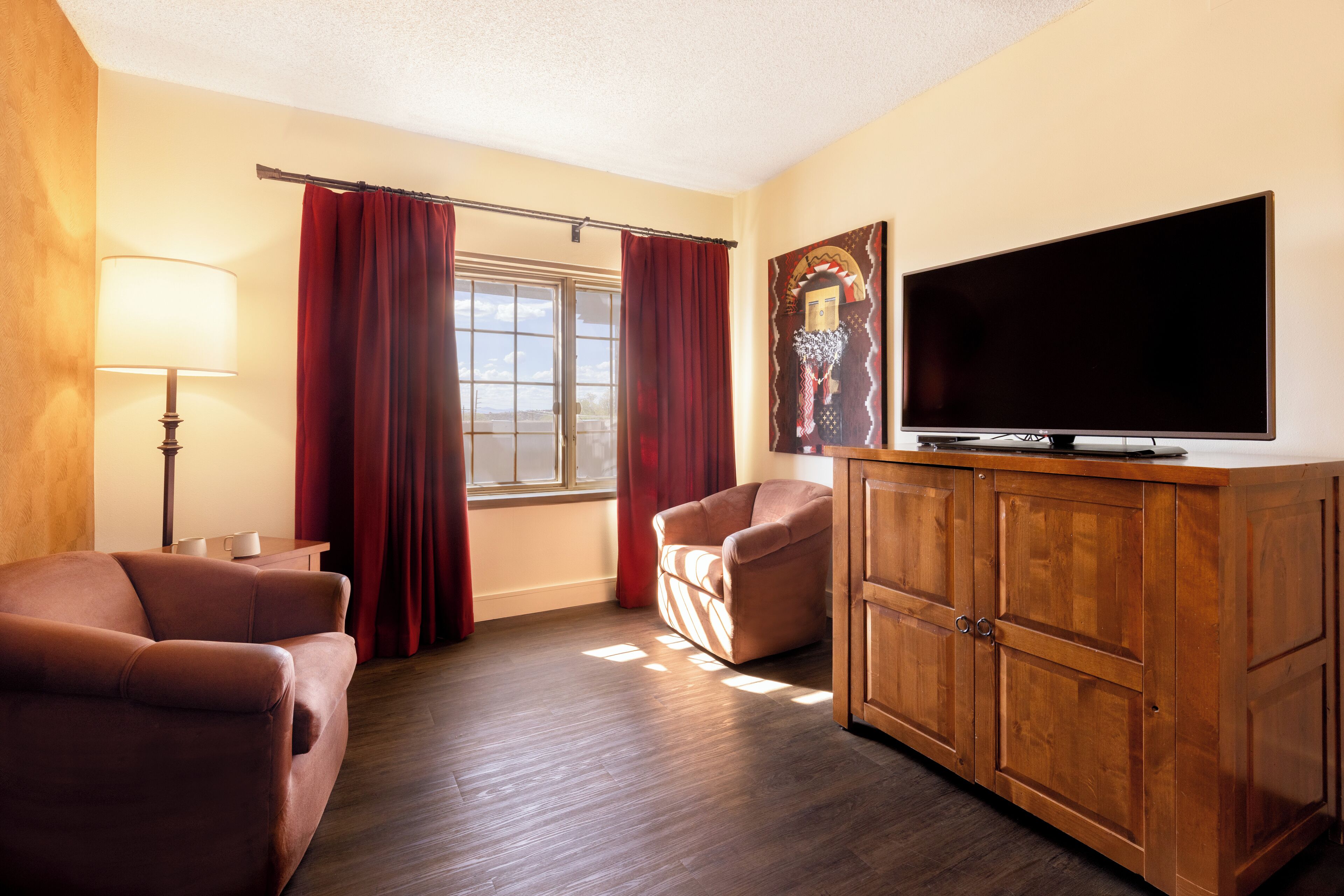 suite, 1 king bed (junior suite) | premium bedding, pillow-top beds, in-room safe, desk